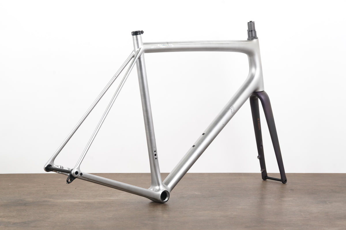 61cm Specialized S-WORKS Aethos Carbon Disc Brake Frameset *Repaired*