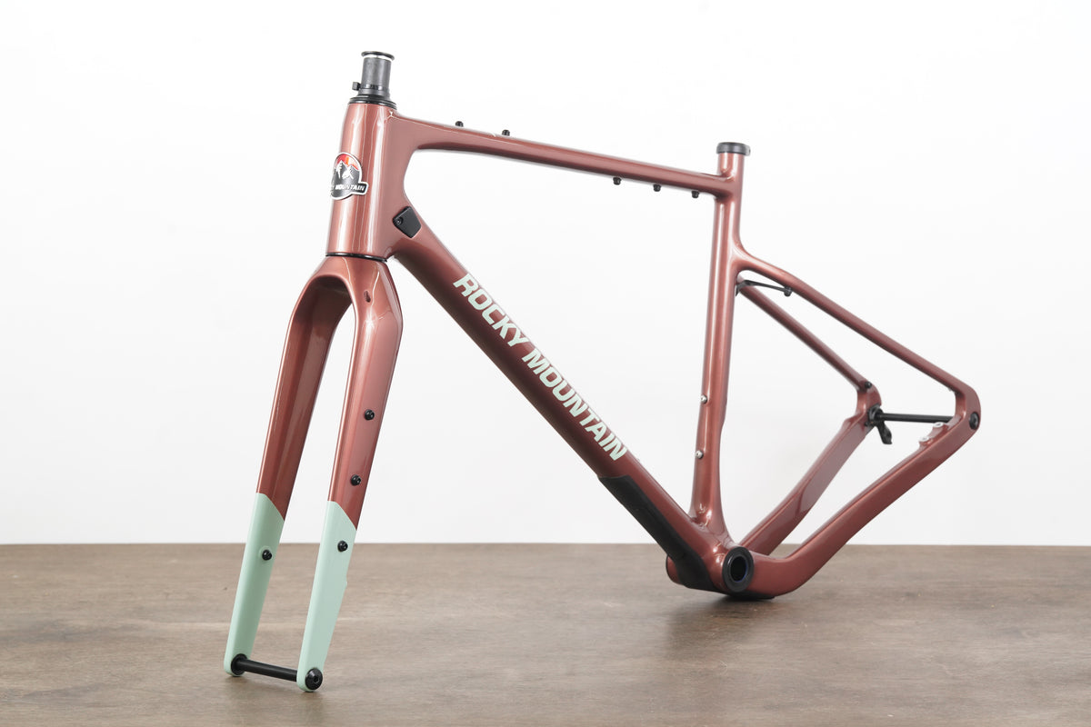 2023 M (Medium) Rocky Mountain Solo Carbon Disc Brake Gravel Frameset