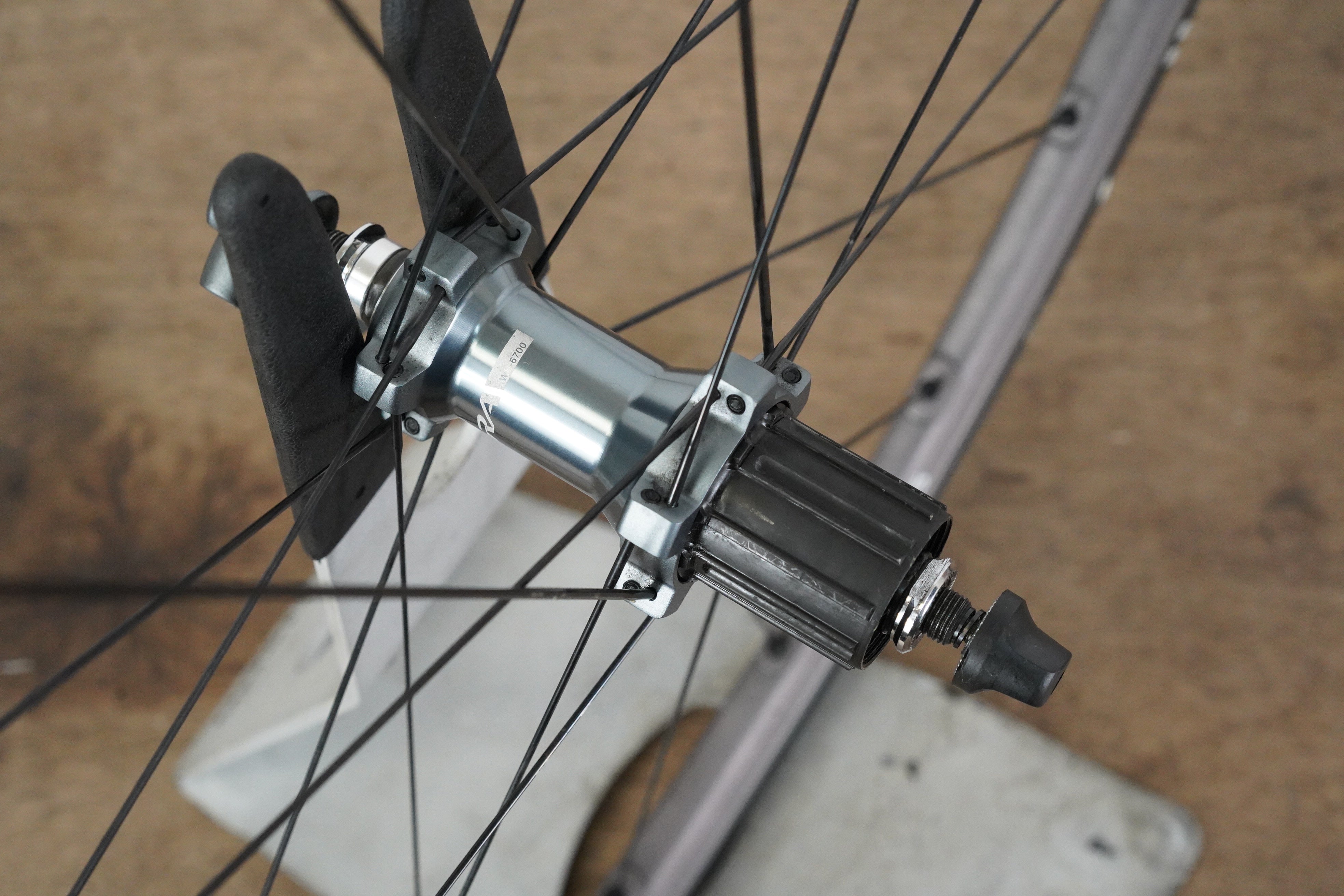 Shimano Ultegra WH-6700 Alloy Tubeless Clincher Rim Brake