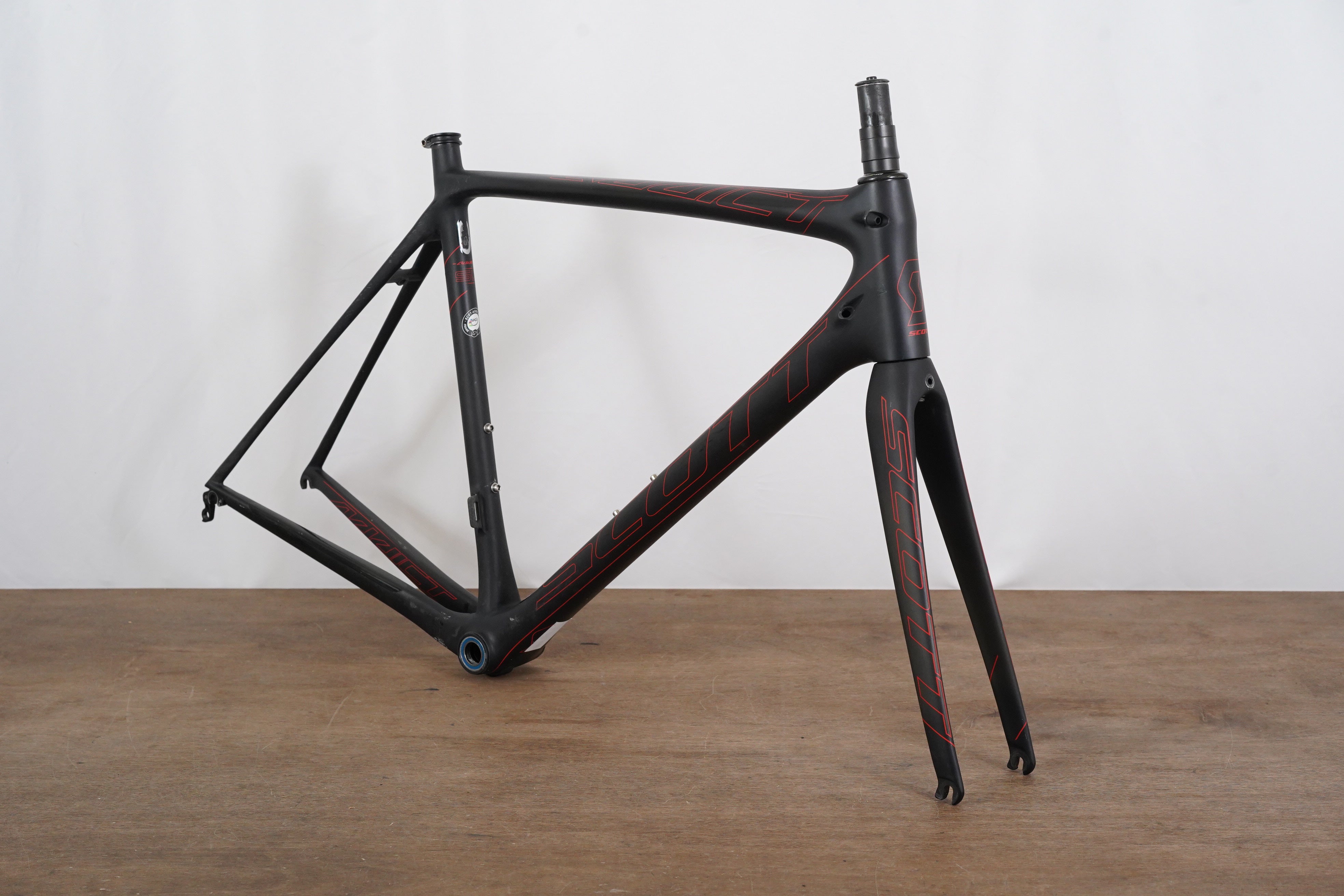 56cm Scott Addict Carbon Rim Brake Road Frameset – Elevate Cycling