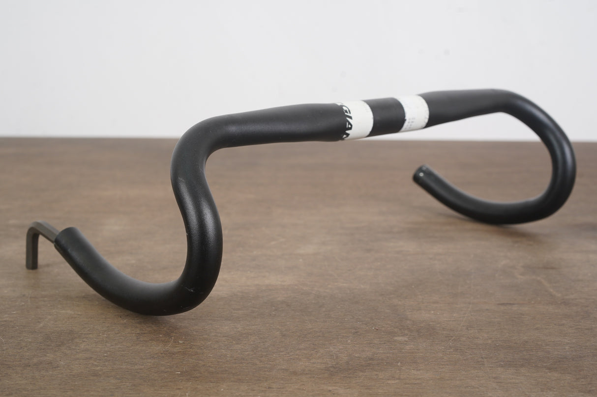 44cm Giant Contact Alloy Compact Road Handlebar 31.8mm