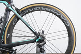 50cm Bianchi Oltre XR4 Campagnolo Record EPS 11 Speed Rim Brake Carbon Road Bike