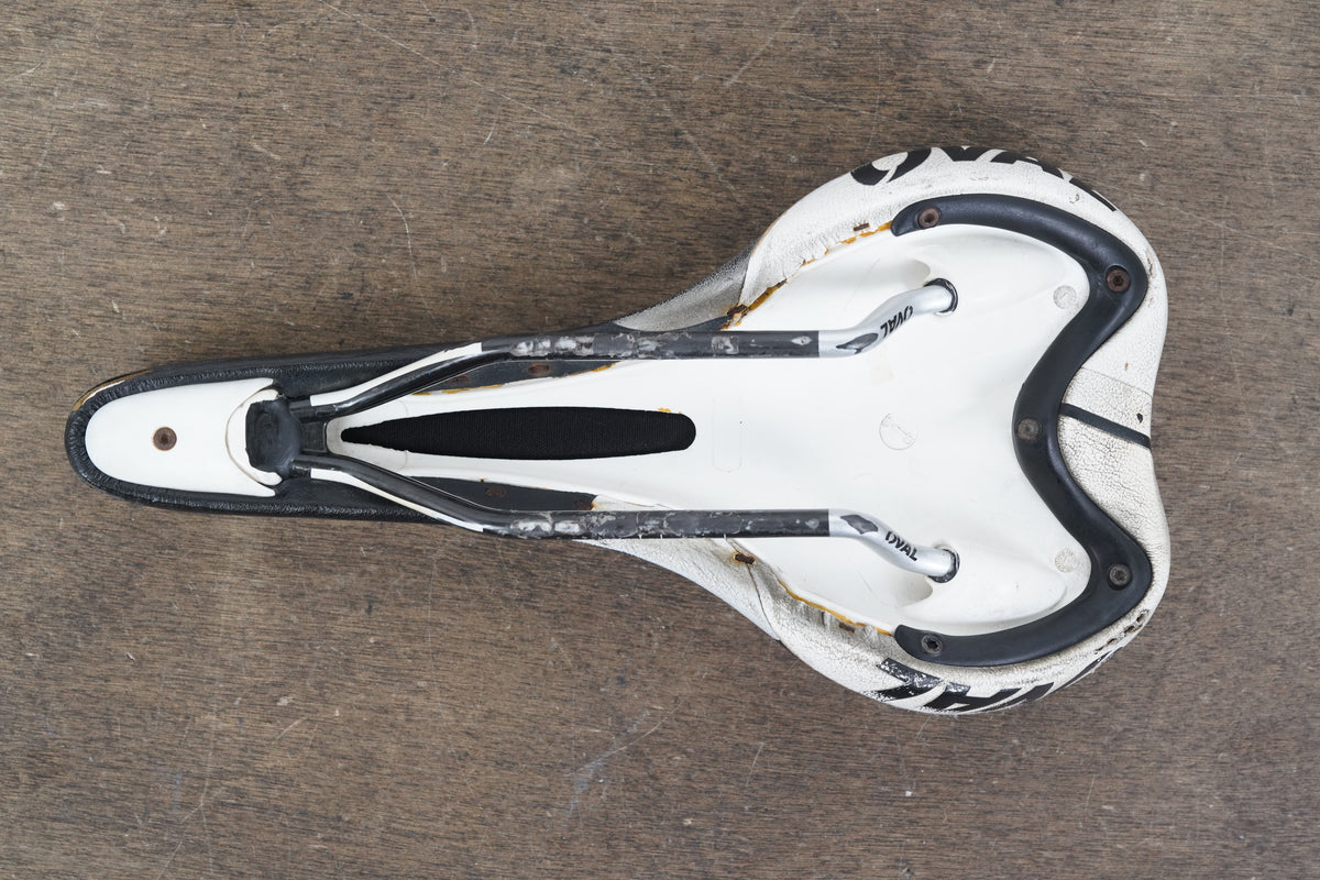 139mm Oval Concepts 900 Carbon Rail Road Saddle 209g