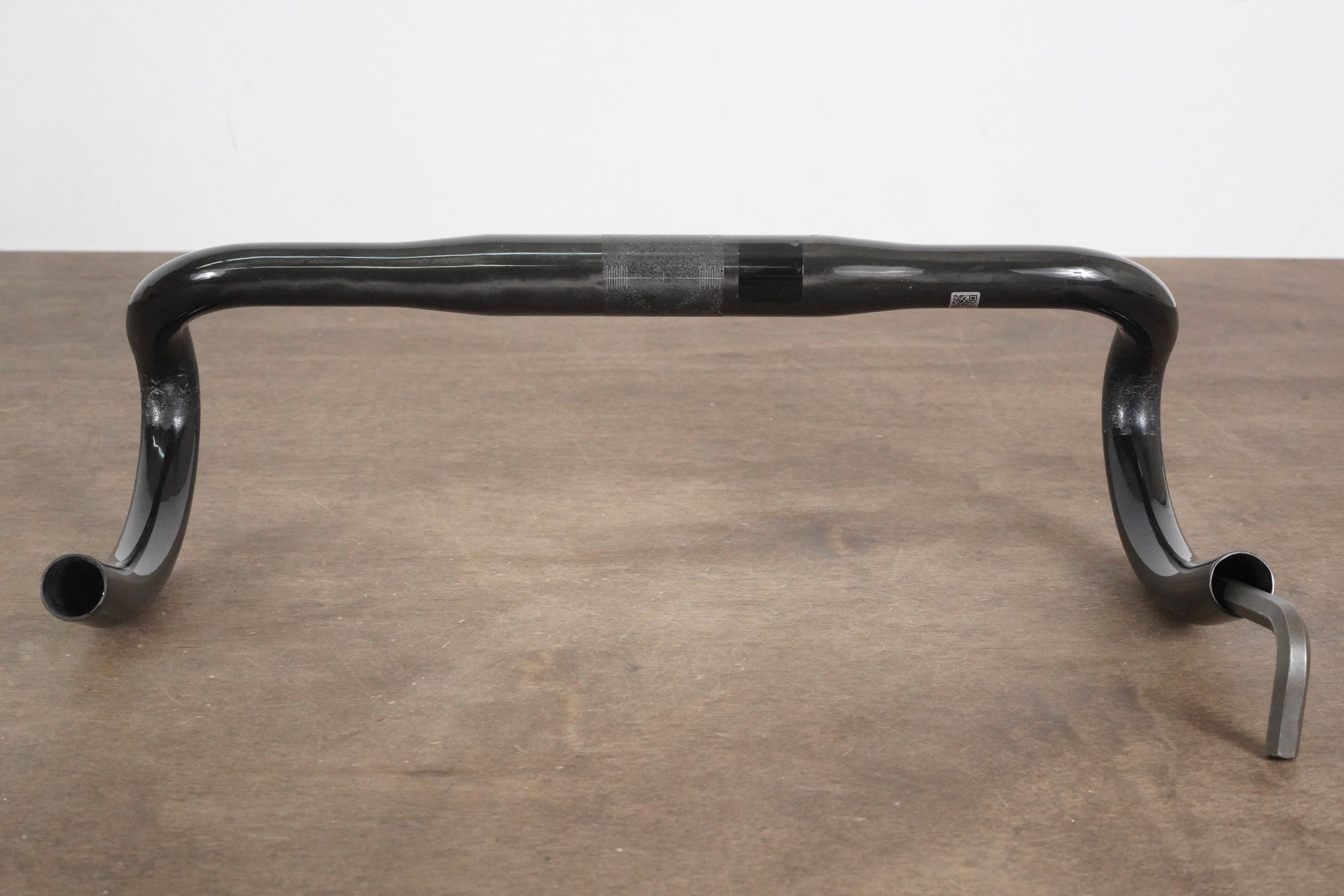 パーツ fizik Cyrano Handlebar R1 bull 420mm fizik Cyrano Handlebar R1 bull 420mm - メルカリ