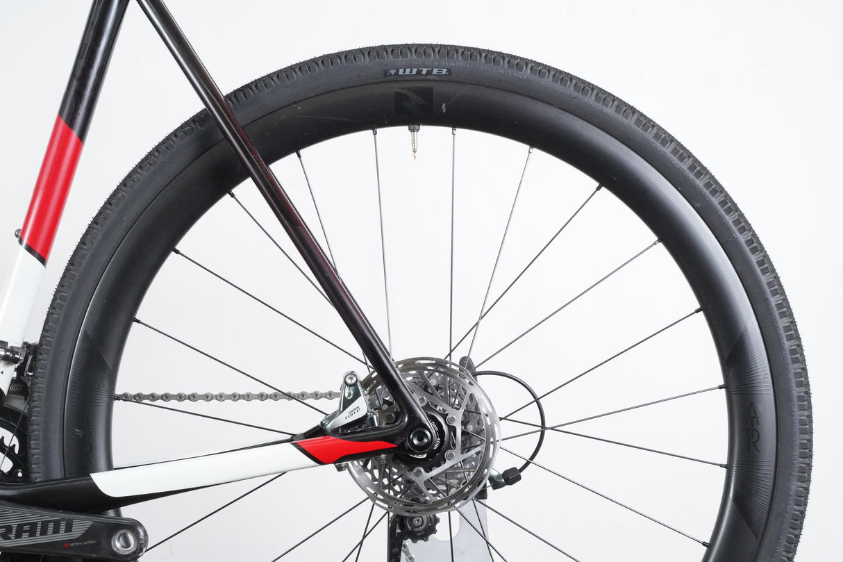 58cm Specialized Crux SRAM Red Reynolds ATR 11 Speed Disc Brake Carbon CX Bike