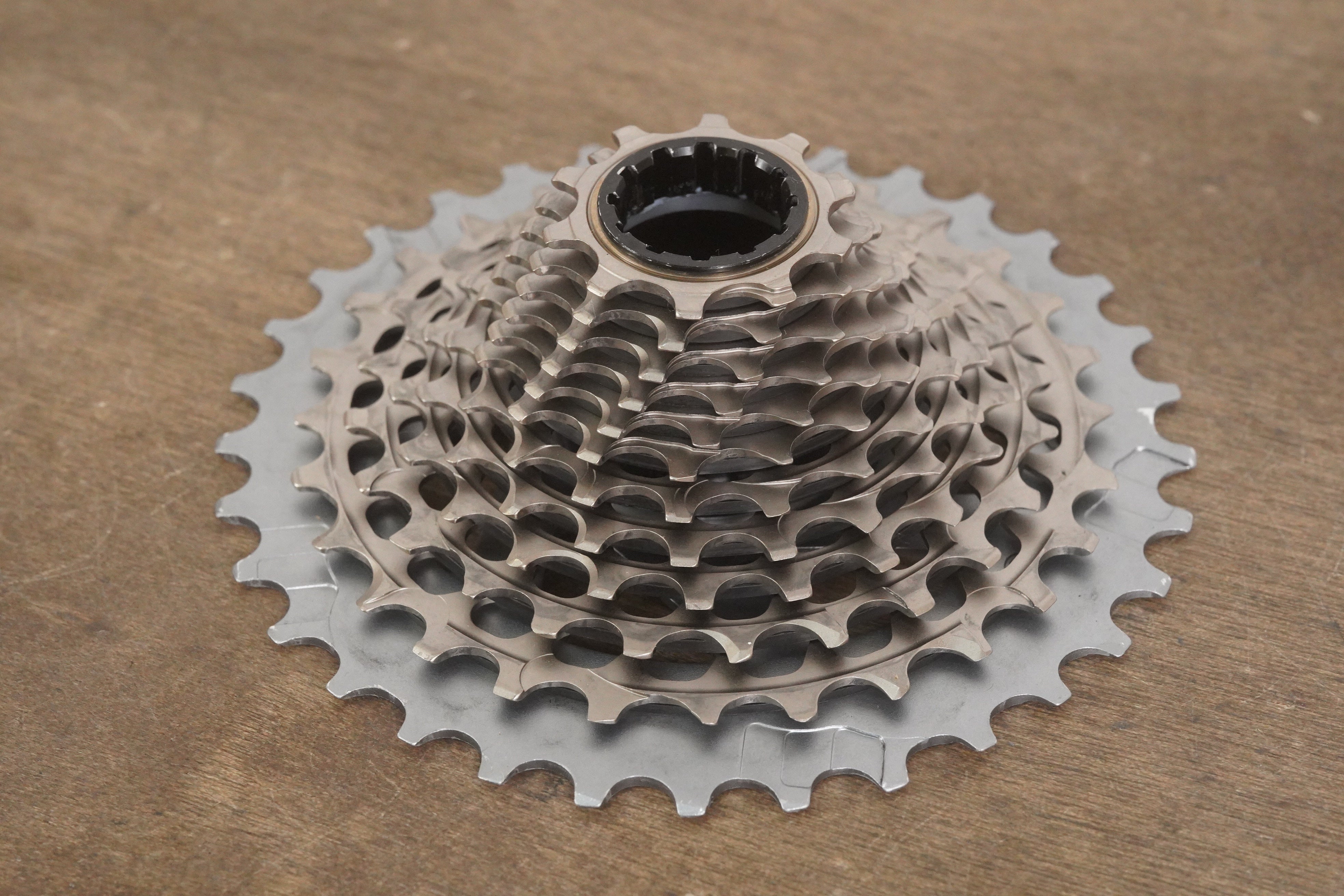 パーツ SRAM RED AXS XG-1290 10-33t SRAM RED XG-1290 Cassette - 12-Speed, 10-33t, For XDR Driver