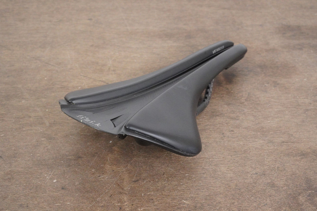 150mm (Large) Fizik Antares R1 Versus Evo Carbon Rail Road Saddle 170g