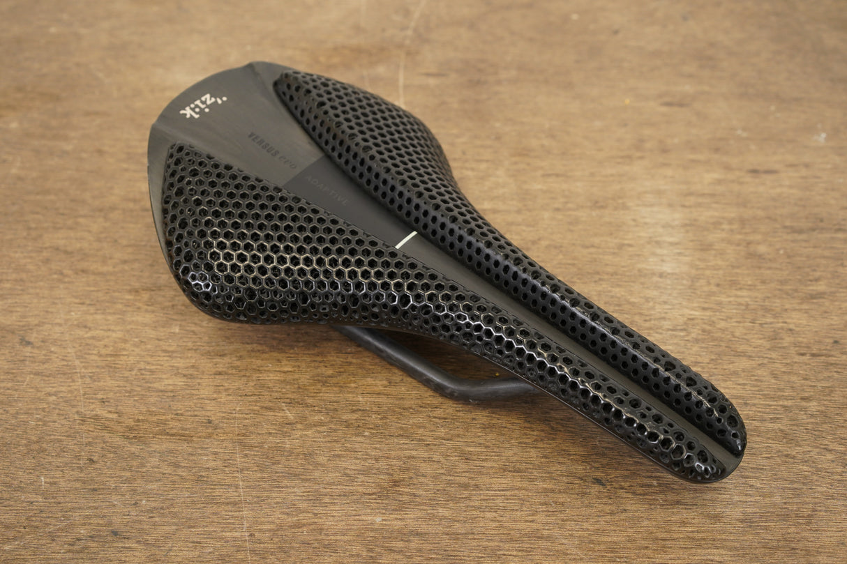 138mm (Regular) Fizik Antares 00 Versus Evo Adaptive Carbon Road Saddle 176g