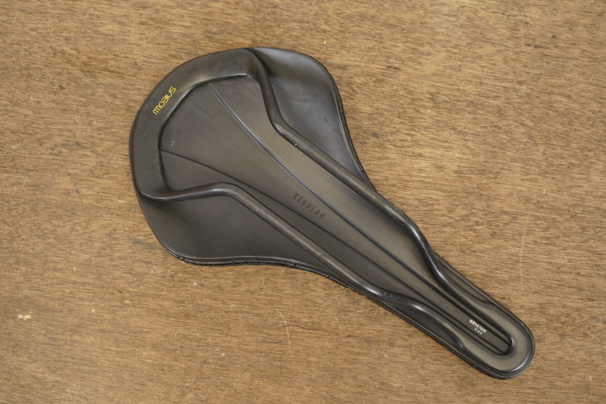 138mm (Regular) Fizik Antares 00 Versus Evo Adaptive Carbon Road Saddle 176g