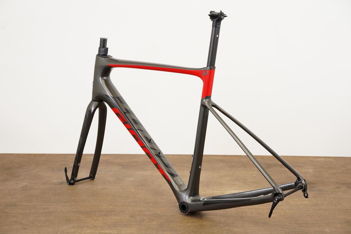 M/L Giant Defy Advanced Di2 Carbon Disc Brake Road Frameset