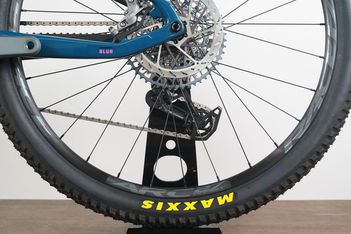 NEW 2025 L 29" Santa Cruz Blur 4 C GX Eagle AXS TR RaceFace ARC (Dark Teal)