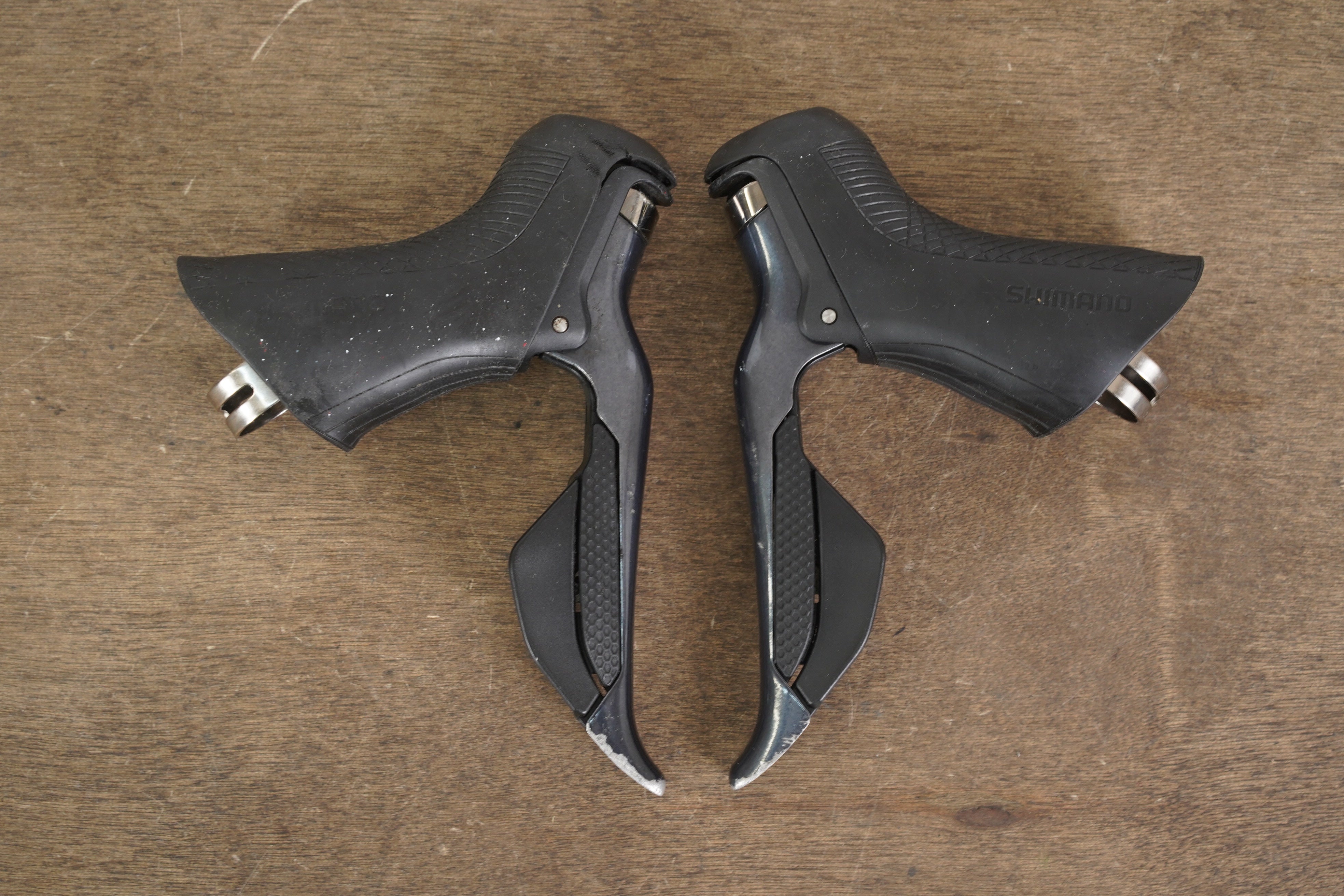 Shimano Ultegra R8050 Di2 11 Speed Electronic Rim Brake Road