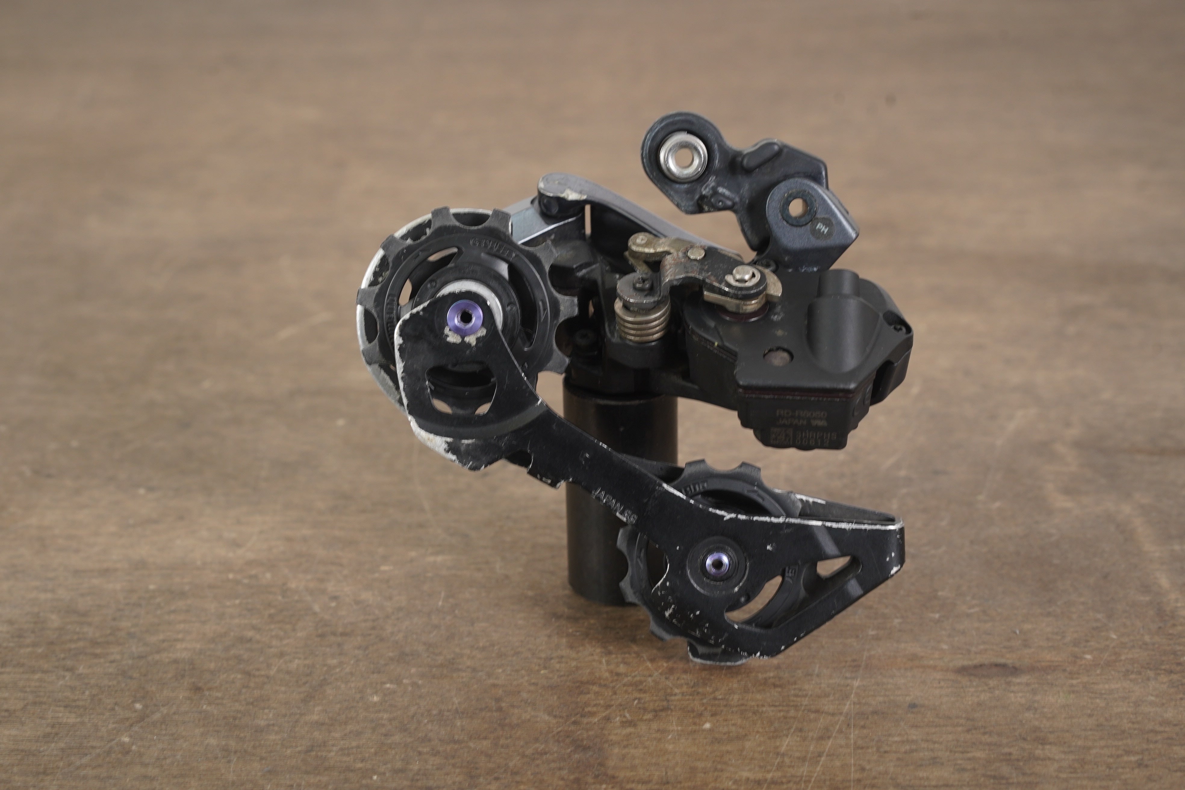 Shimano Ultegra R8050 Di2 11 Speed Electronic Rim Brake Road