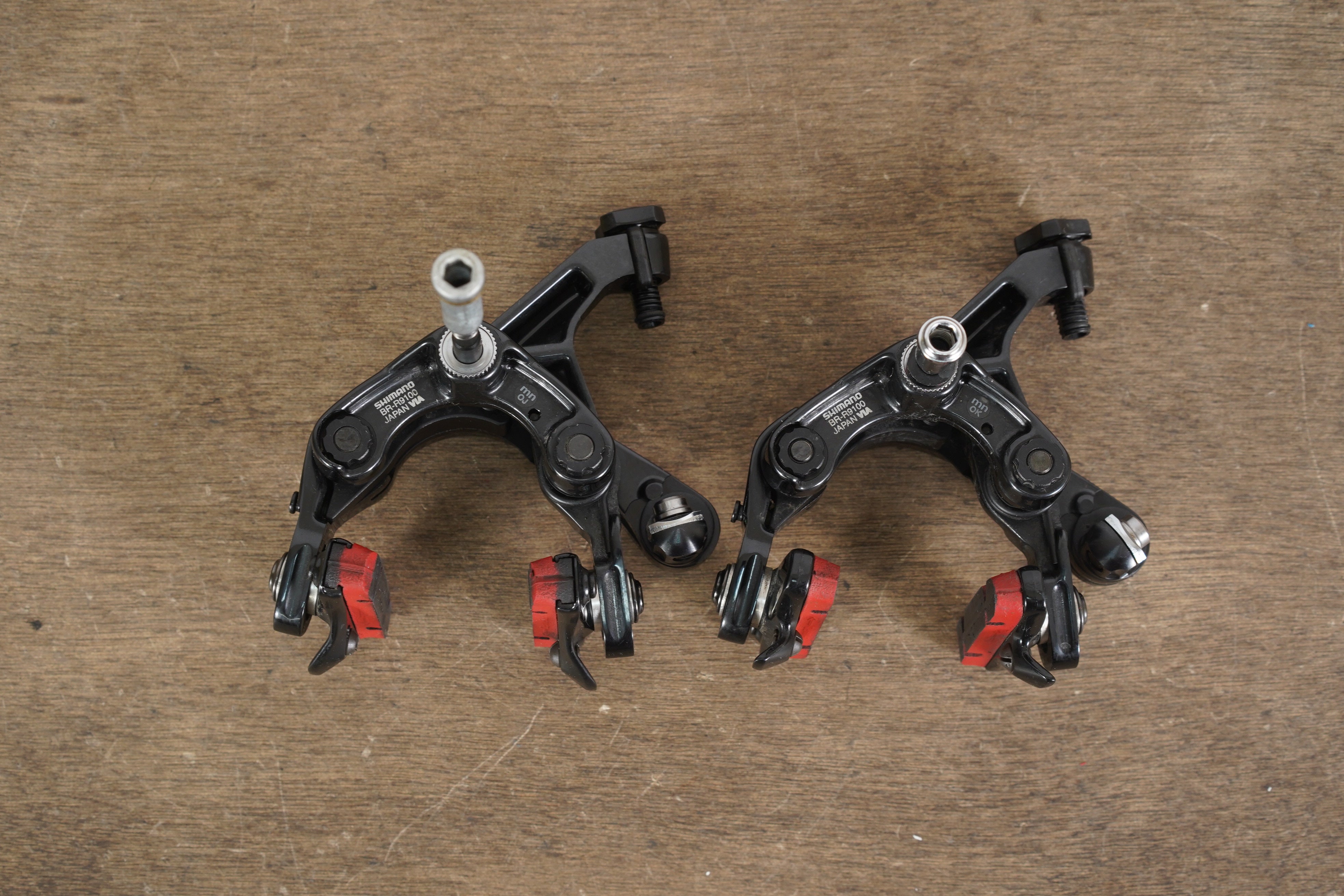 Shimano Dura-Ace BR-R9100 Standard Center Mount Rim Brake