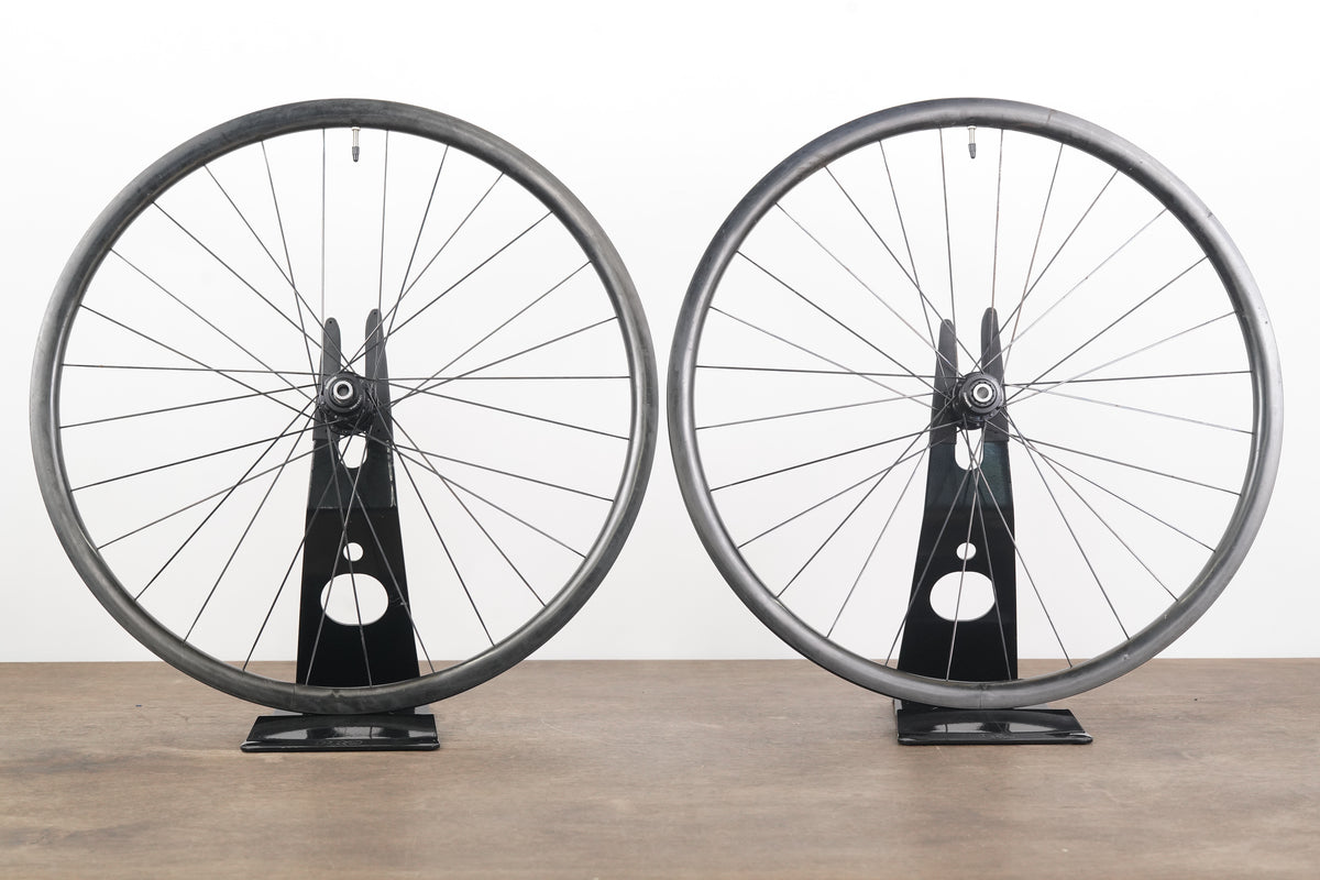 Carbon White Industries CLD Tubeless Disc Brake Wheelset Shimano/SRAM 11 Speed