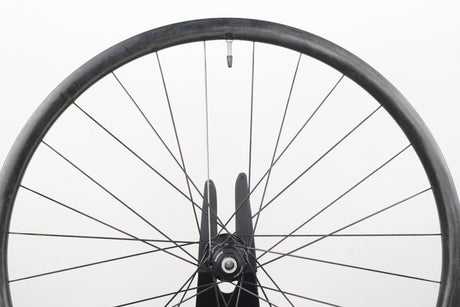 Carbon White Industries CLD Tubeless Disc Brake Wheelset Shimano/SRAM 11 Speed