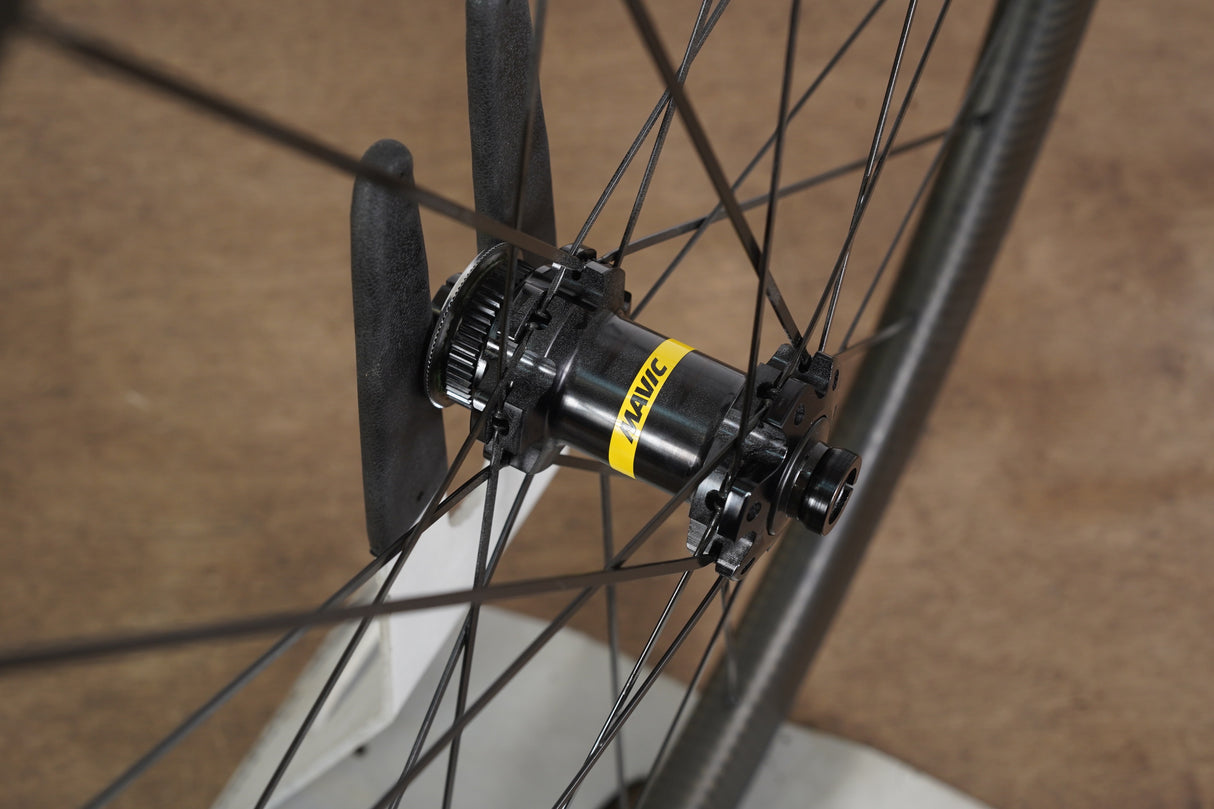 Mavic Cosmic Pro Carbon UST Tubeless Clincher Disc Brake Wheelset 11 Speed