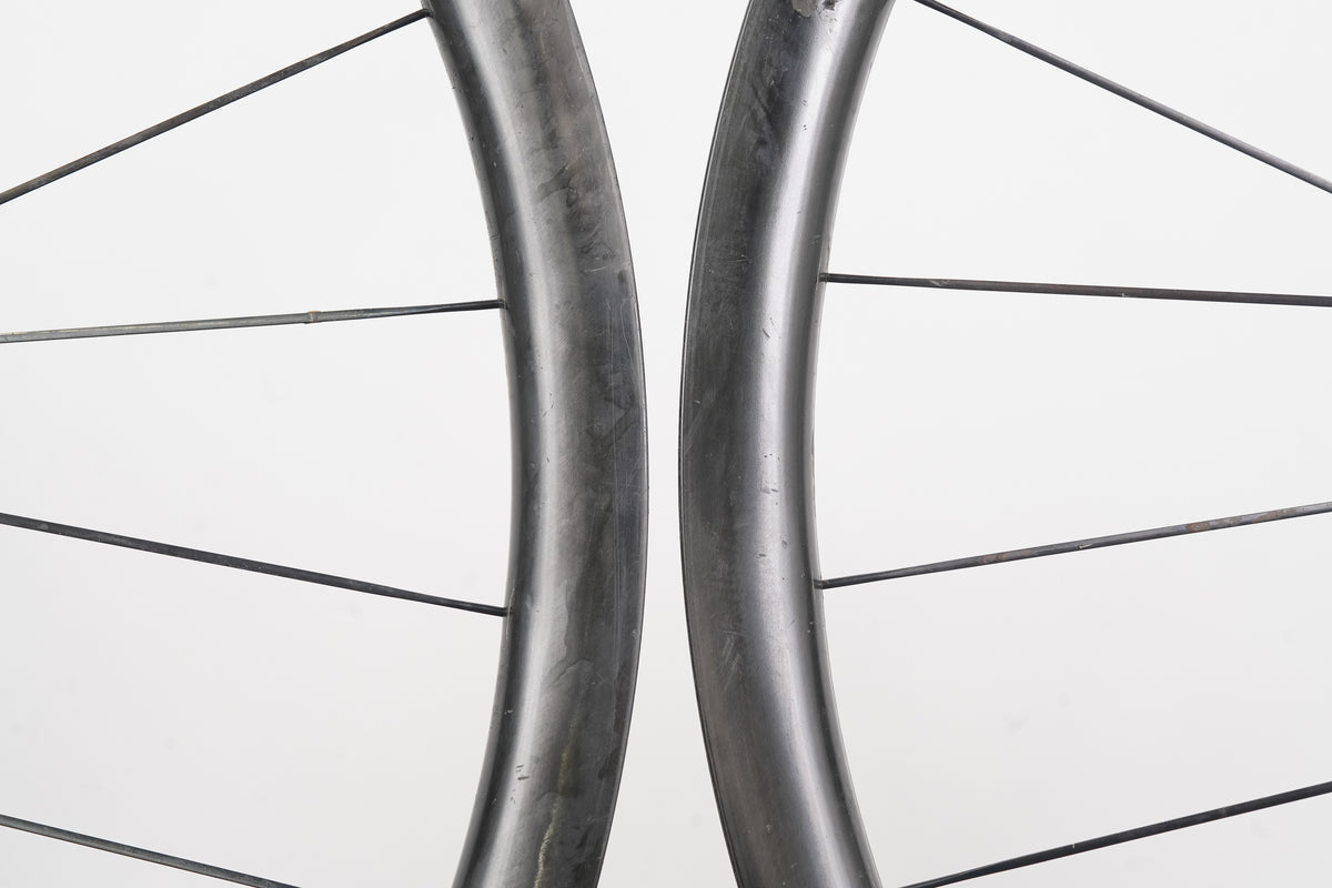 Carbon White Industries CLD Tubeless Disc Brake Wheelset Shimano/SRAM 11 Speed