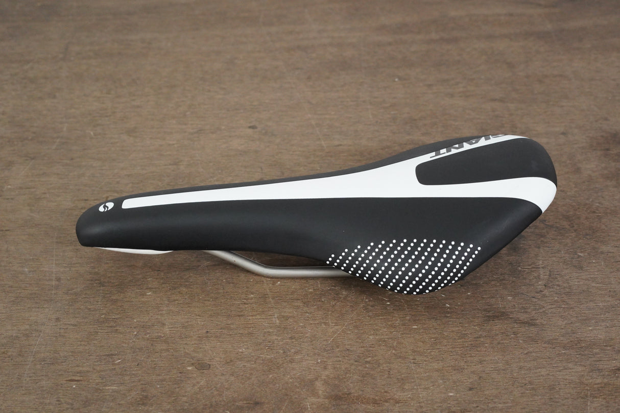 135mm Giant Velo Alloy Rail Road Saddle 339g