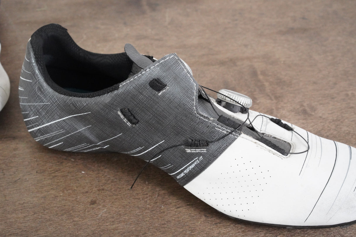 45(EU) 10.5(UK) 11(US) Vittoria Revolve Carbon Clipless Road Shoes