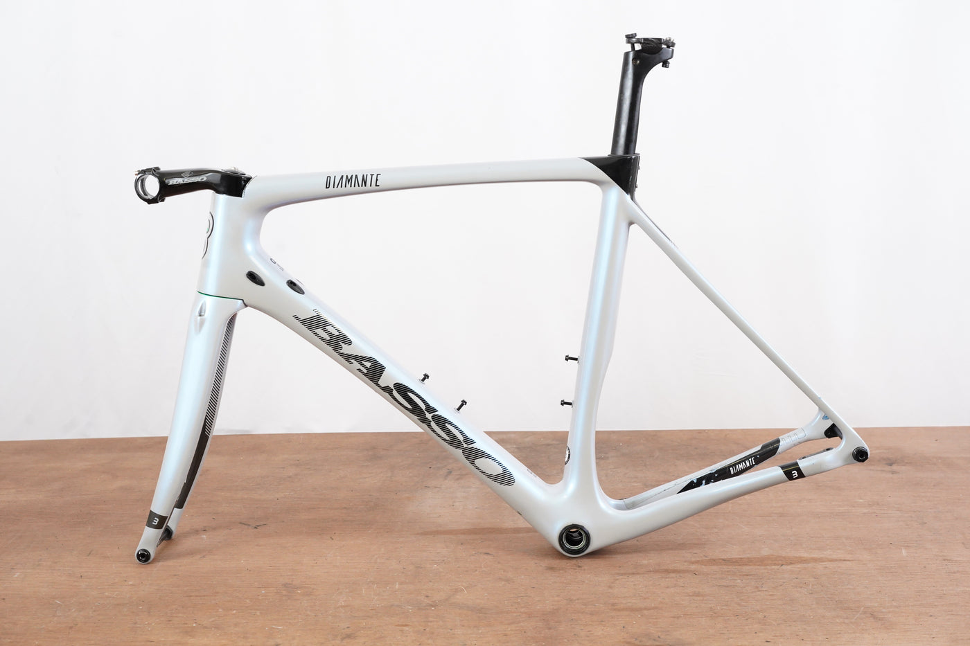 53cm Basso Diamante Carbon Disc Brake Road Frameset