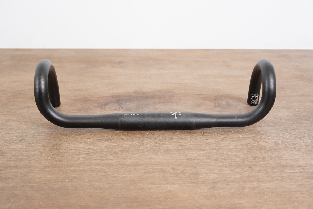 40cm Fizik Cyrano R5 Alloy Compact Road Handlebar 31.8mm