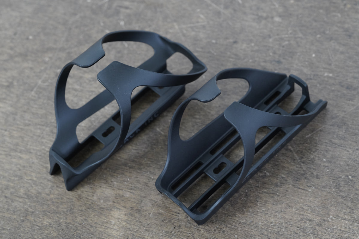 NEW TAKE-OFF (2) Black Inc. Ostro VAM V2 Water Bottle Cages 97g