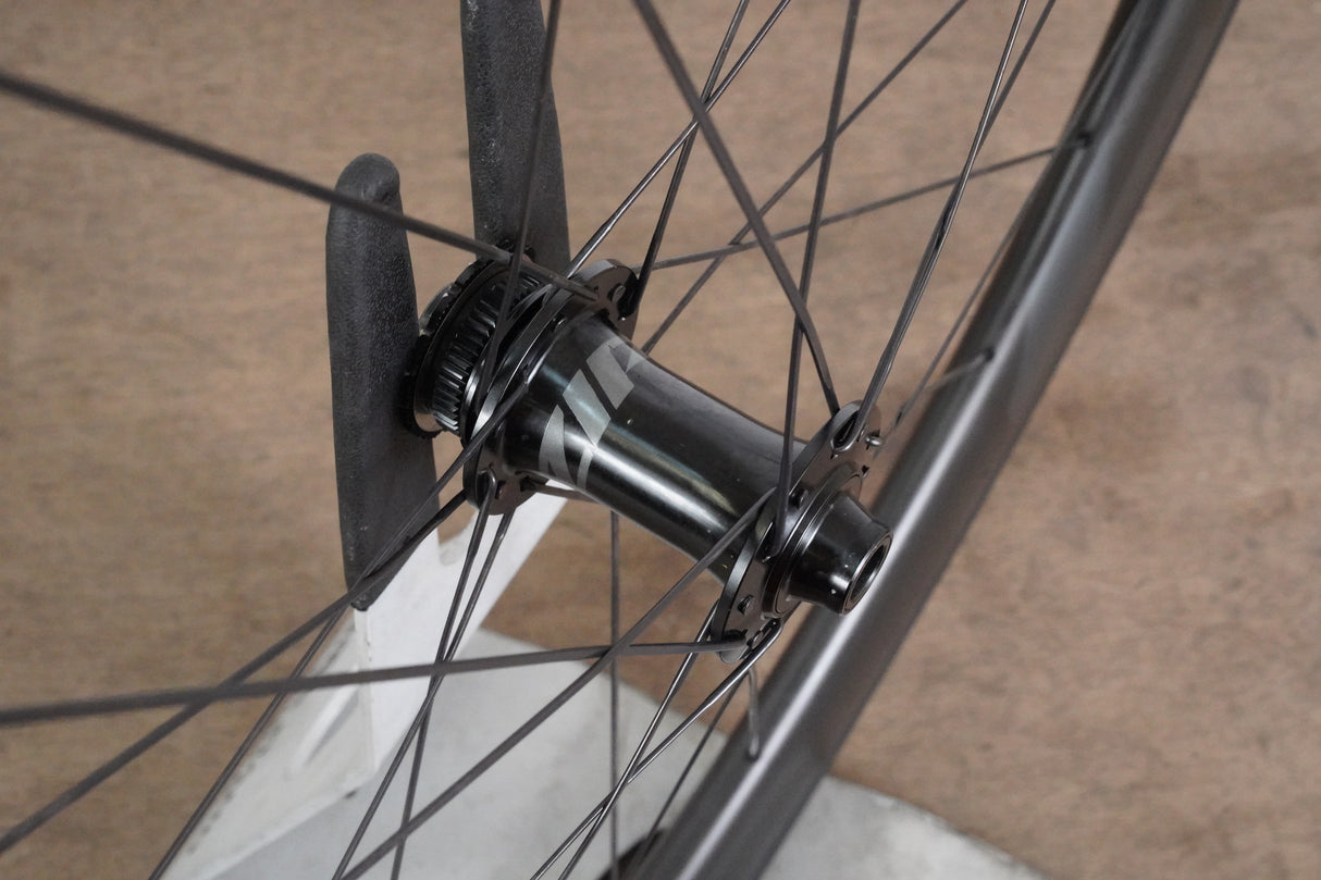 Zipp 303 S 76/176 Carbon Tubeless Clincher Disc Wheelset SRAM XDR 12 Speed 303S