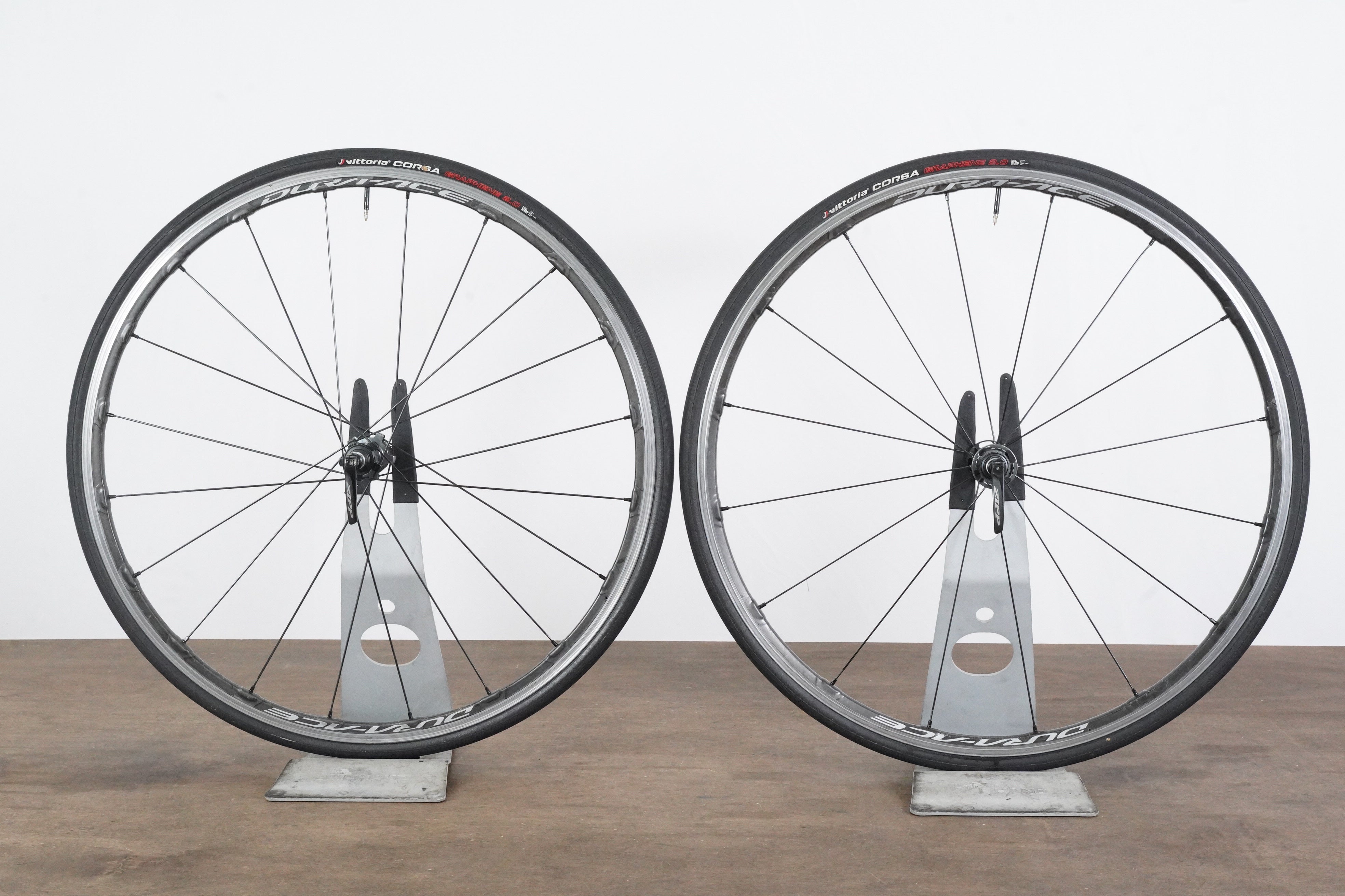 Shimano Dura-Ace WH-R9100 C24 Carbon Clincher Rim Brake