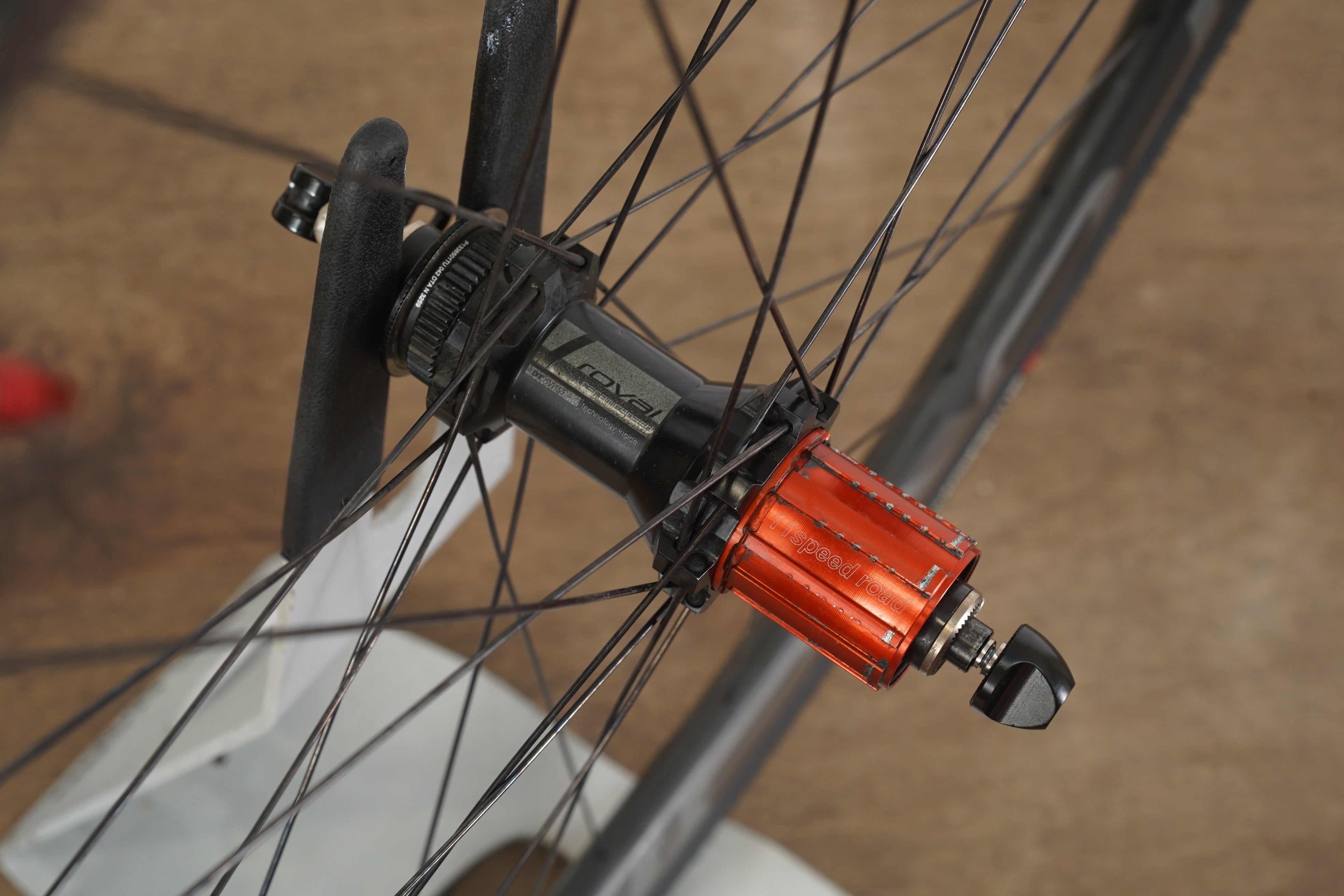 パーツ Roval rapids clx 40 Roval CLX 40 Rapide Carbon Rear Wheel With Damage CLX40 | eBay