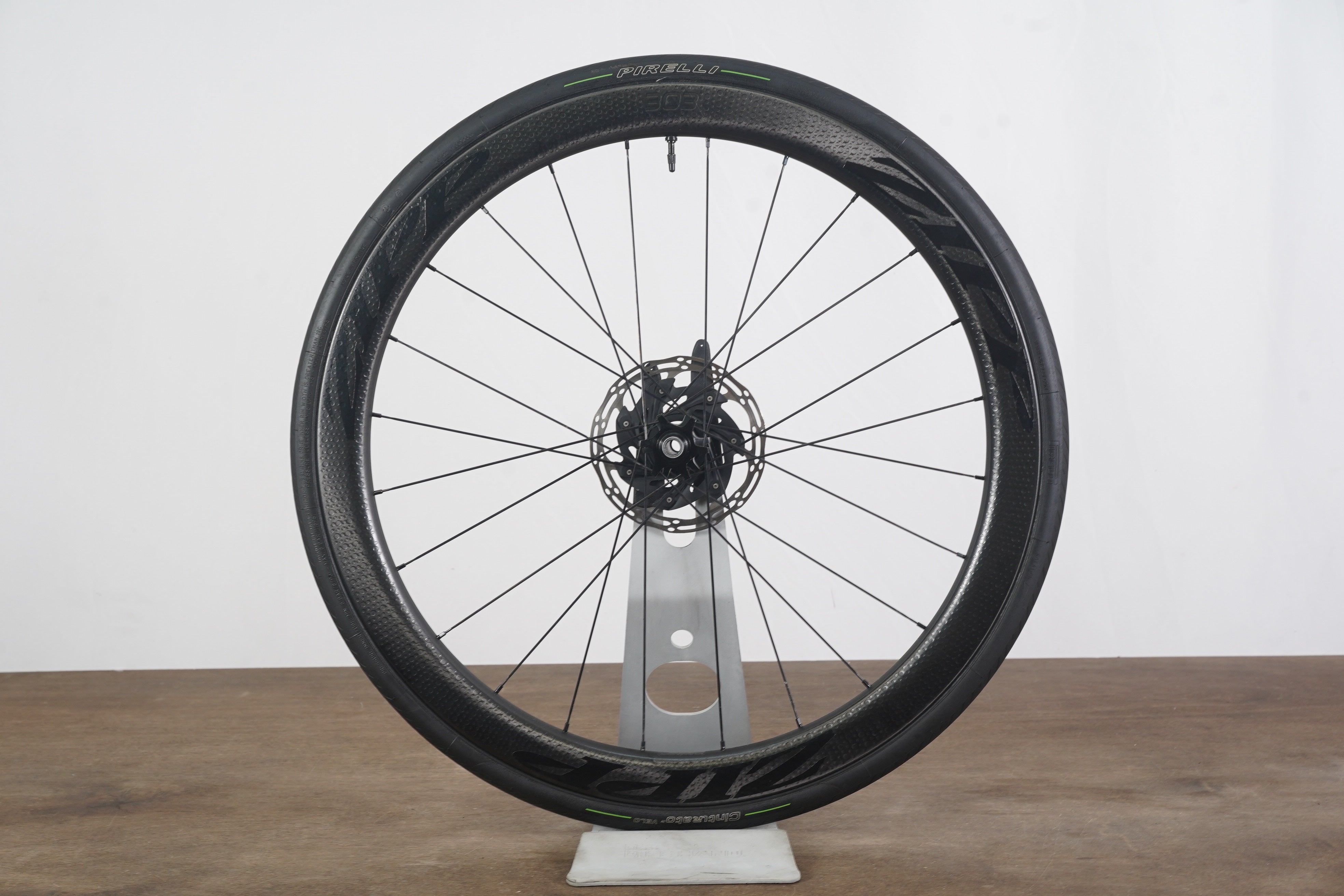 FRONT Zipp 303 Firecrest 77/177D Carbon Tubeless Disc Wheel