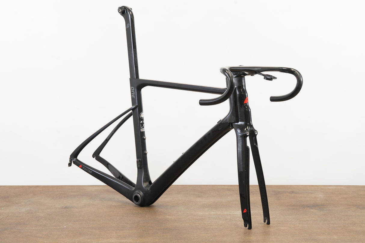 54cm Factor One V1 Carbon Rim Brake Road Frameset + Cockpit