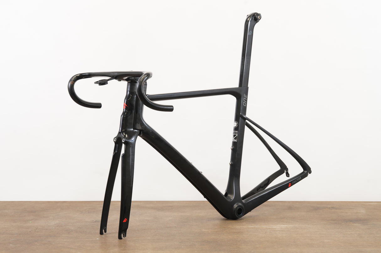 54cm Factor One V1 Carbon Rim Brake Road Frameset + Cockpit