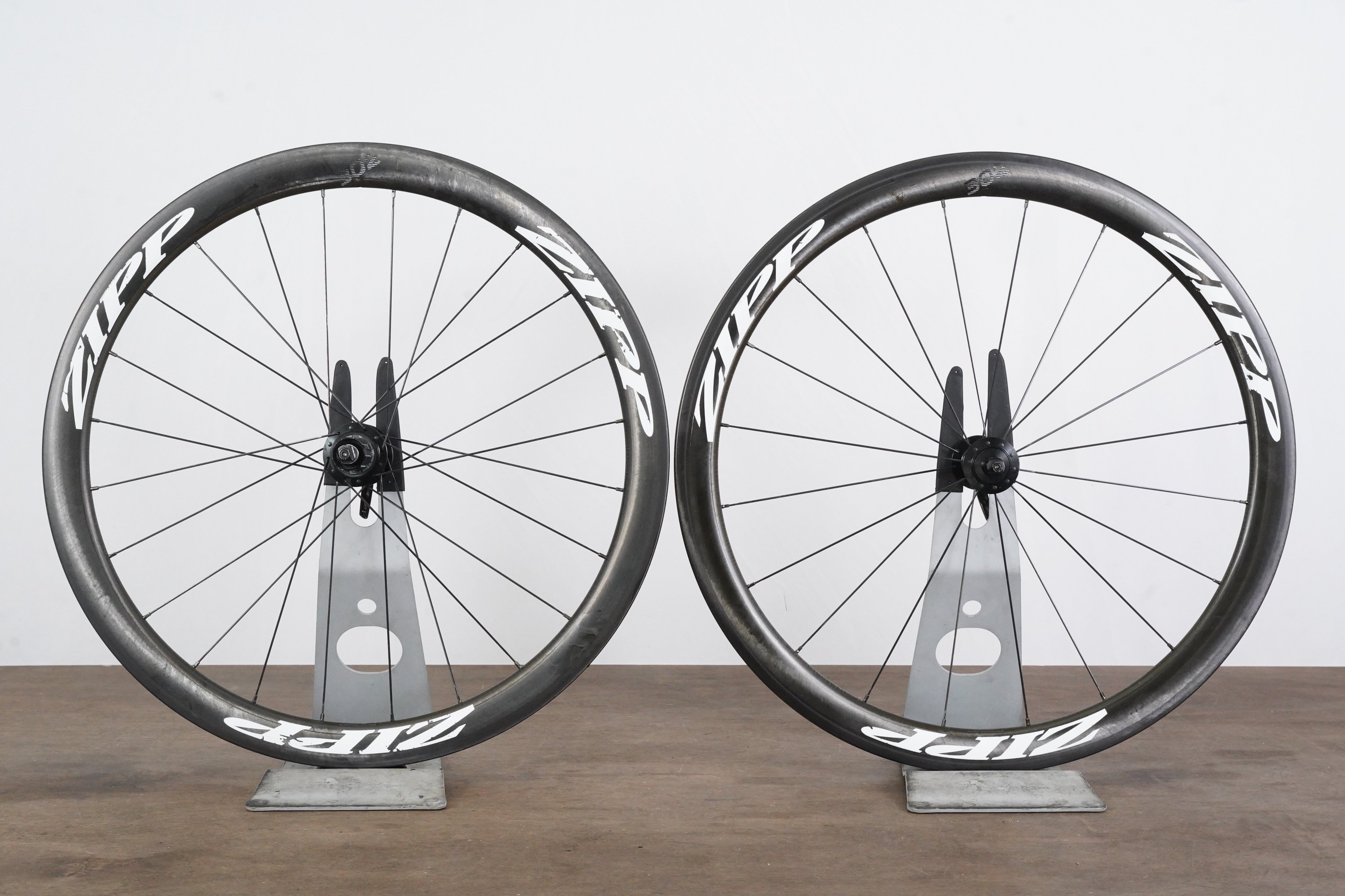 Zipp 302 Carbon Clincher Rim Brake Wheelset Shimano/SRAM 11 Speed