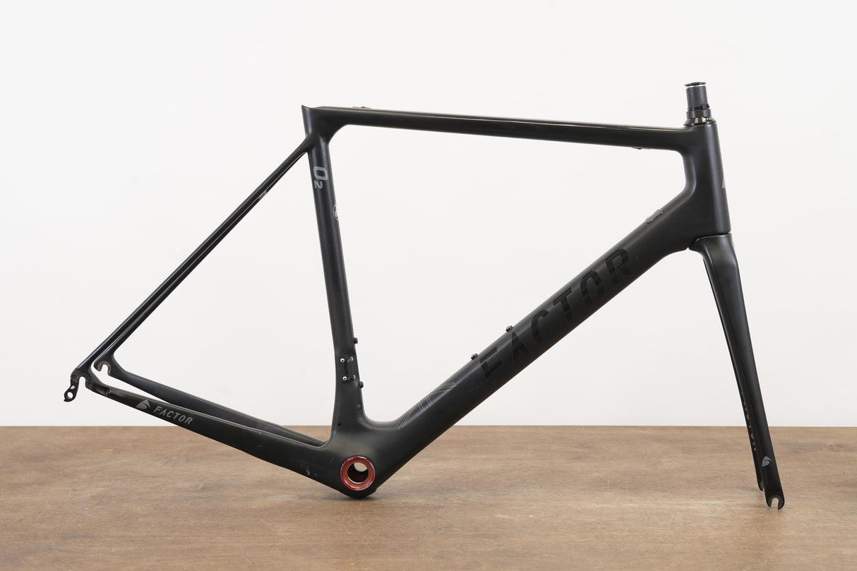 56cm Factor O2 Carbon Rim Brake Road Frameset *Repaired*