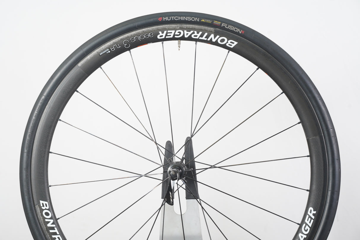Bontrager Aeolus 3 TLR Carbon Clincher Rim Brake Wheelset Shimano/SRAM 11 Speed