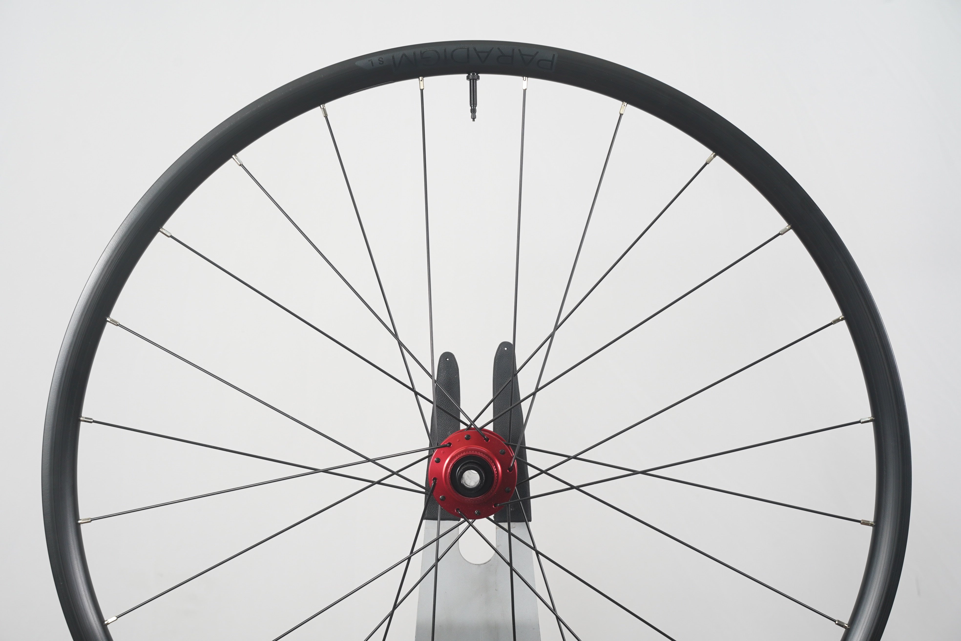 NEW Bontrager Paradigm SL Alloy Tubeless Disc Wheelset Shimano