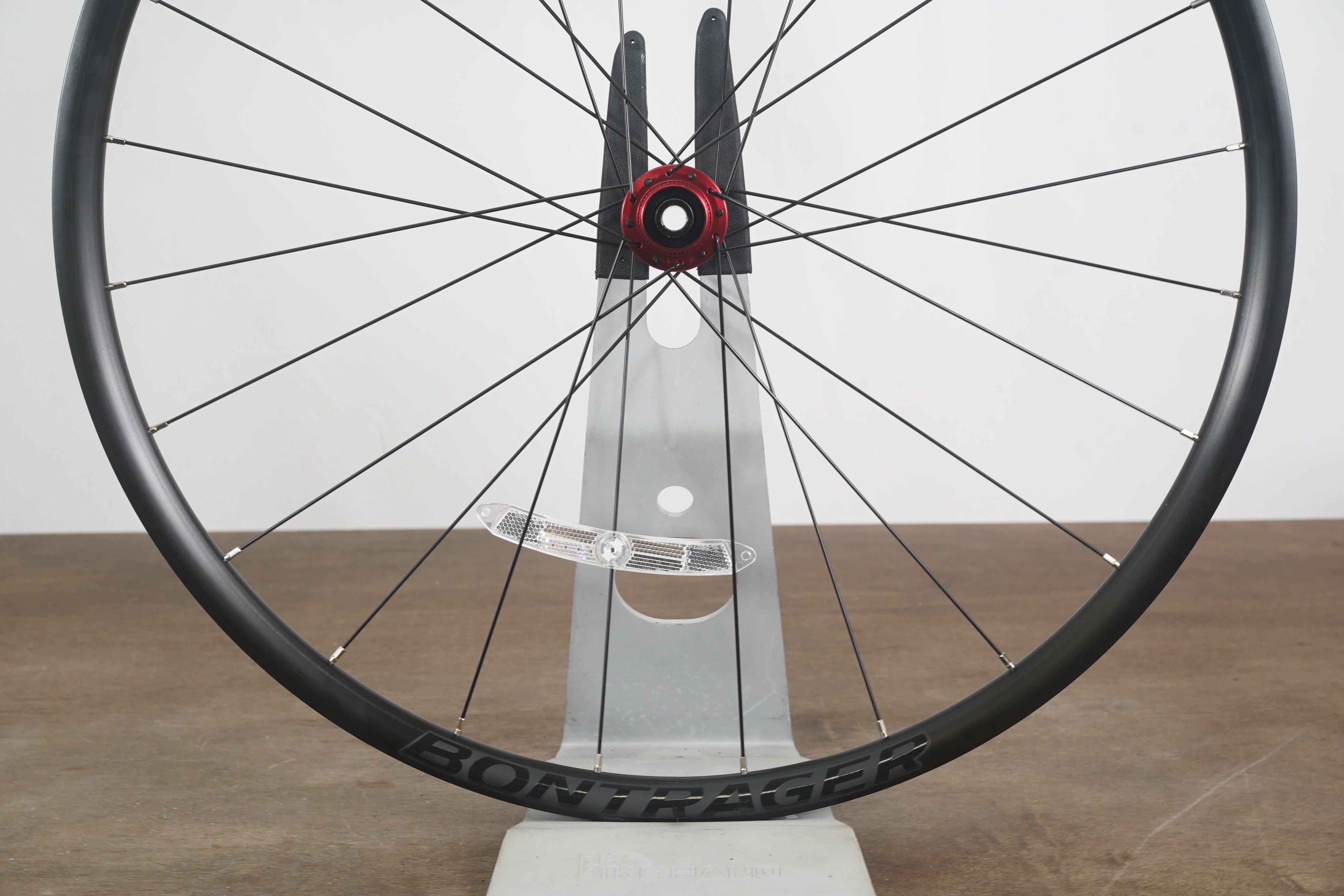 NEW Bontrager Paradigm SL Alloy Tubeless Disc Wheelset Shimano