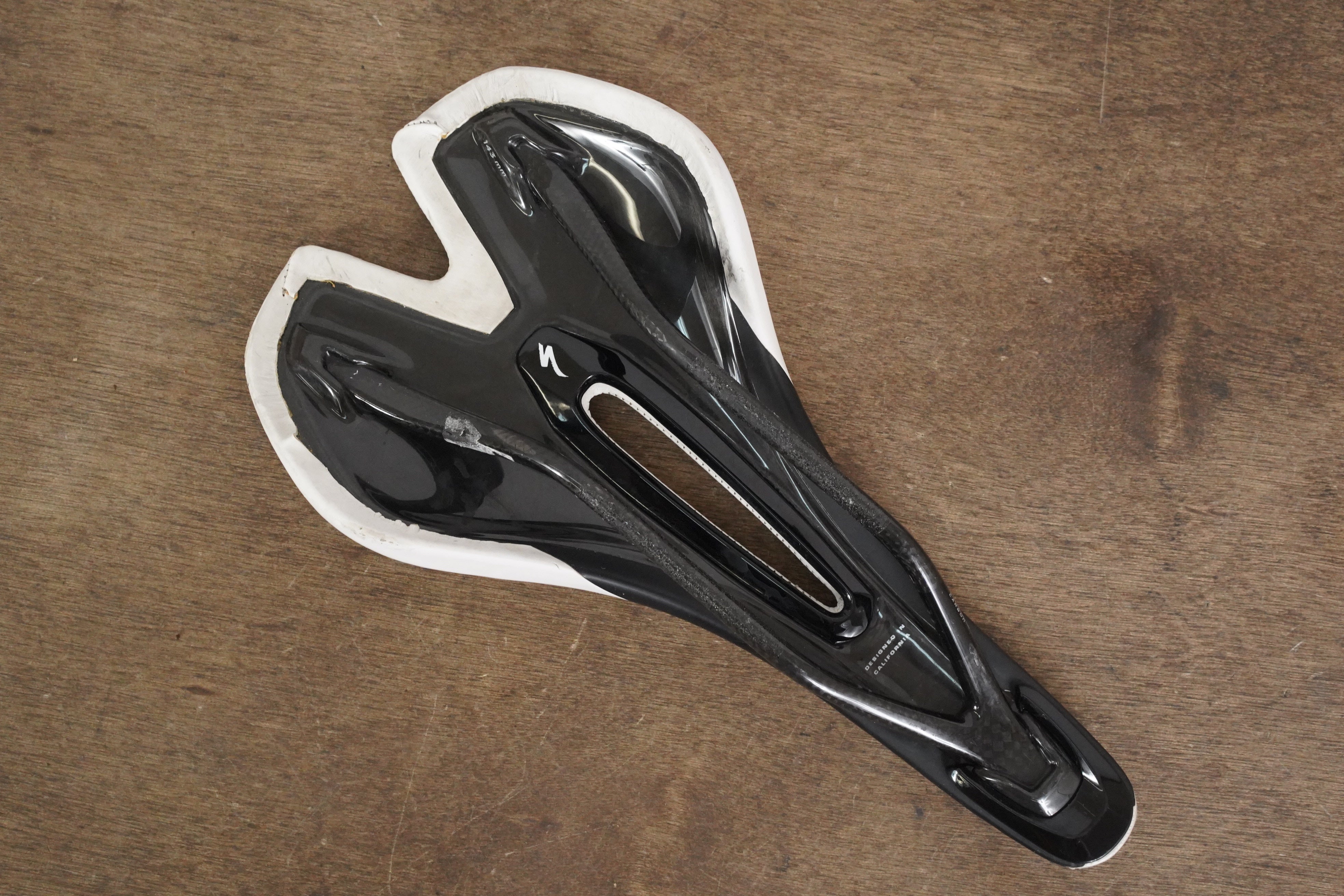 スペシャライズド S-WORKS TOUPE CARBON トゥーぺカーボン143mm