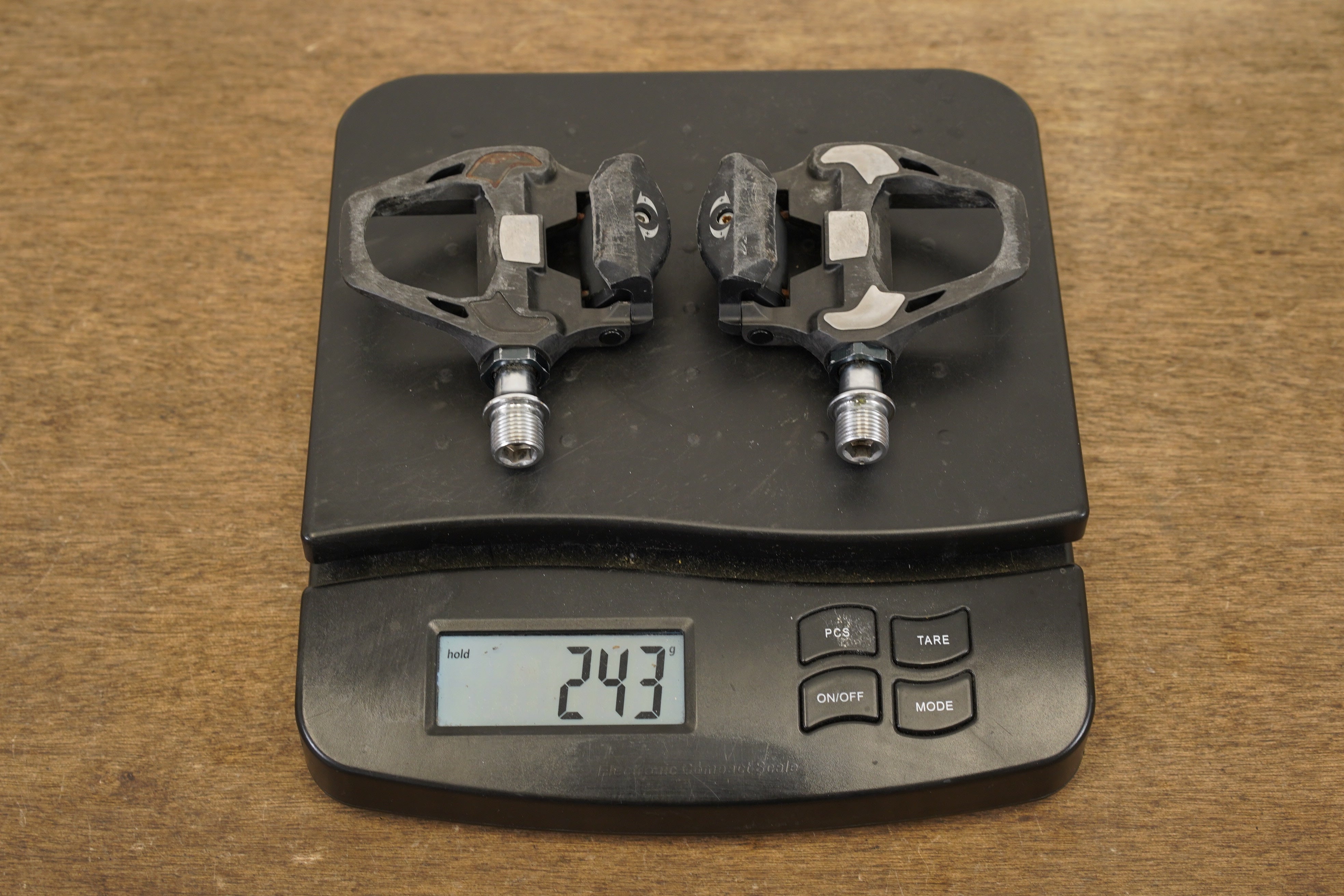 Shimano Ultegra PD-R8000 SPD-SL Carbon Clipless Road Pedals 243g