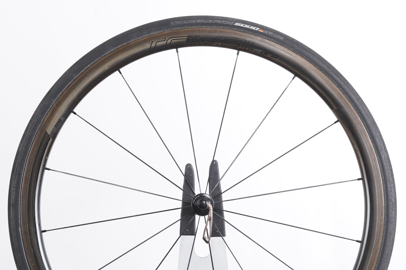 Roval CLX 32 Carbon Tubeless Clincher Rim Brake Wheelset Shimano/SRAM 11 Speed