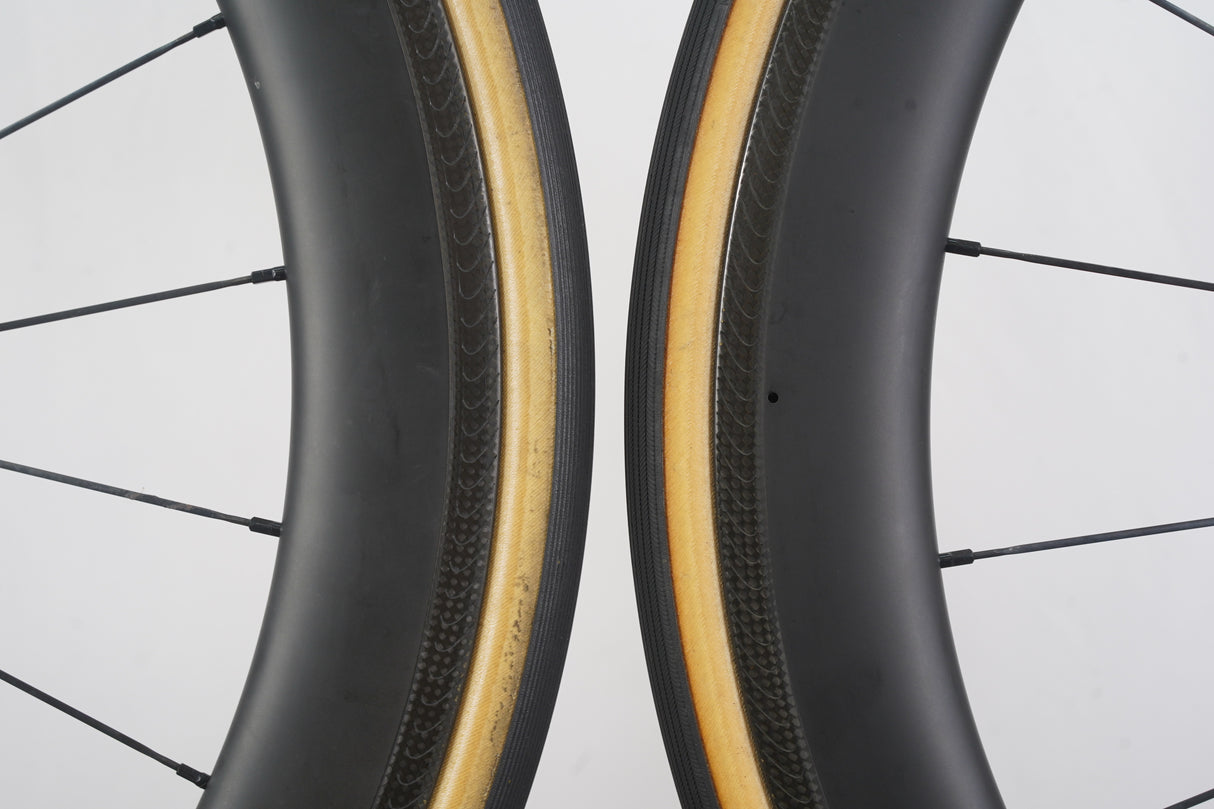Light Bicycle DT Swiss 350 Carbon Clincher Rim Brake Wheelset 11 Speed