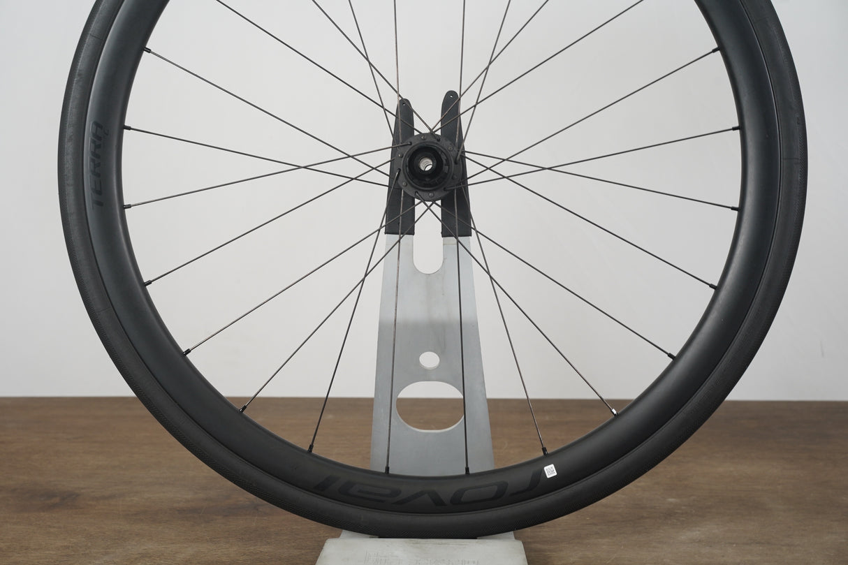 Roval Terra C DT Swiss 370 Carbon Tubeless Clincher Disc Brake Wheelset 11 Speed