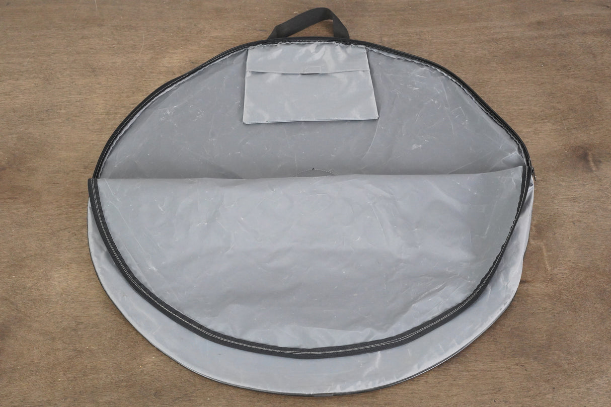 (1) Campagnolo Wheel Bag Road Bike 700C