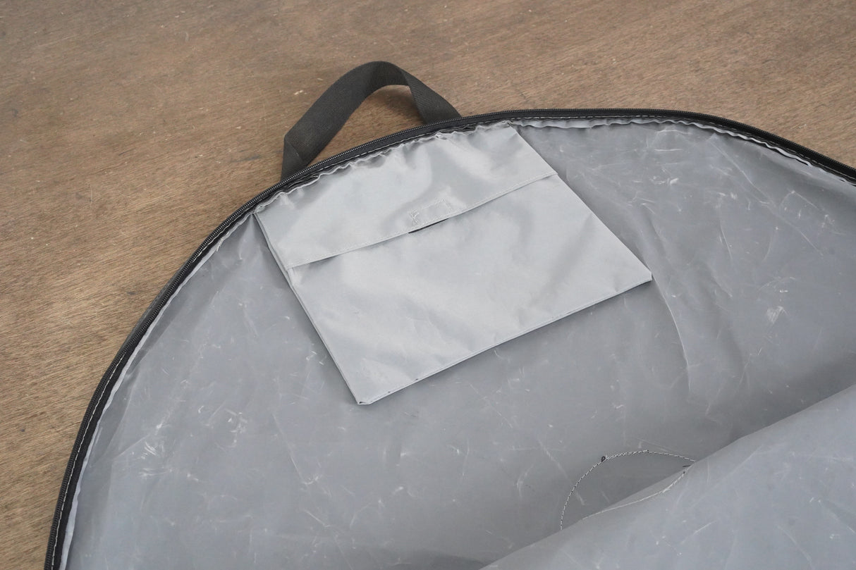 (1) Campagnolo Wheel Bag Road Bike 700C