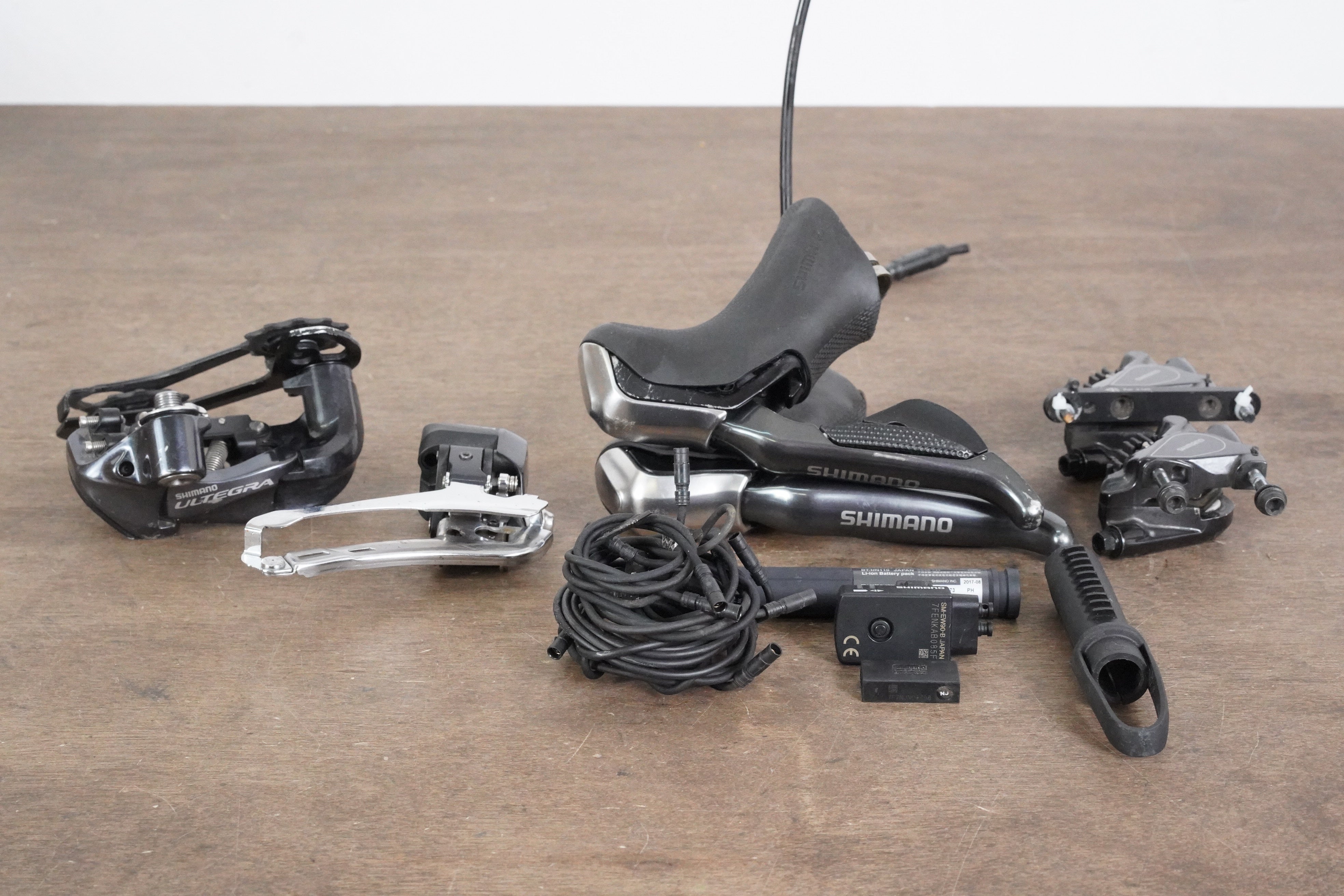 Shimano Ultegra 6870 GS Di2 11 Speed Electronic Hydraulic