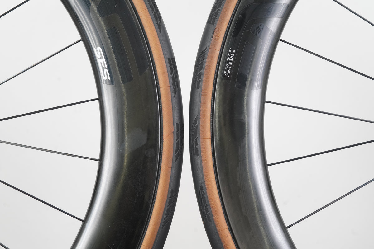 ENVE SES 5.6 DT Swiss 240s Carbon Tubeless Clincher Disc Wheelset 11 Speed