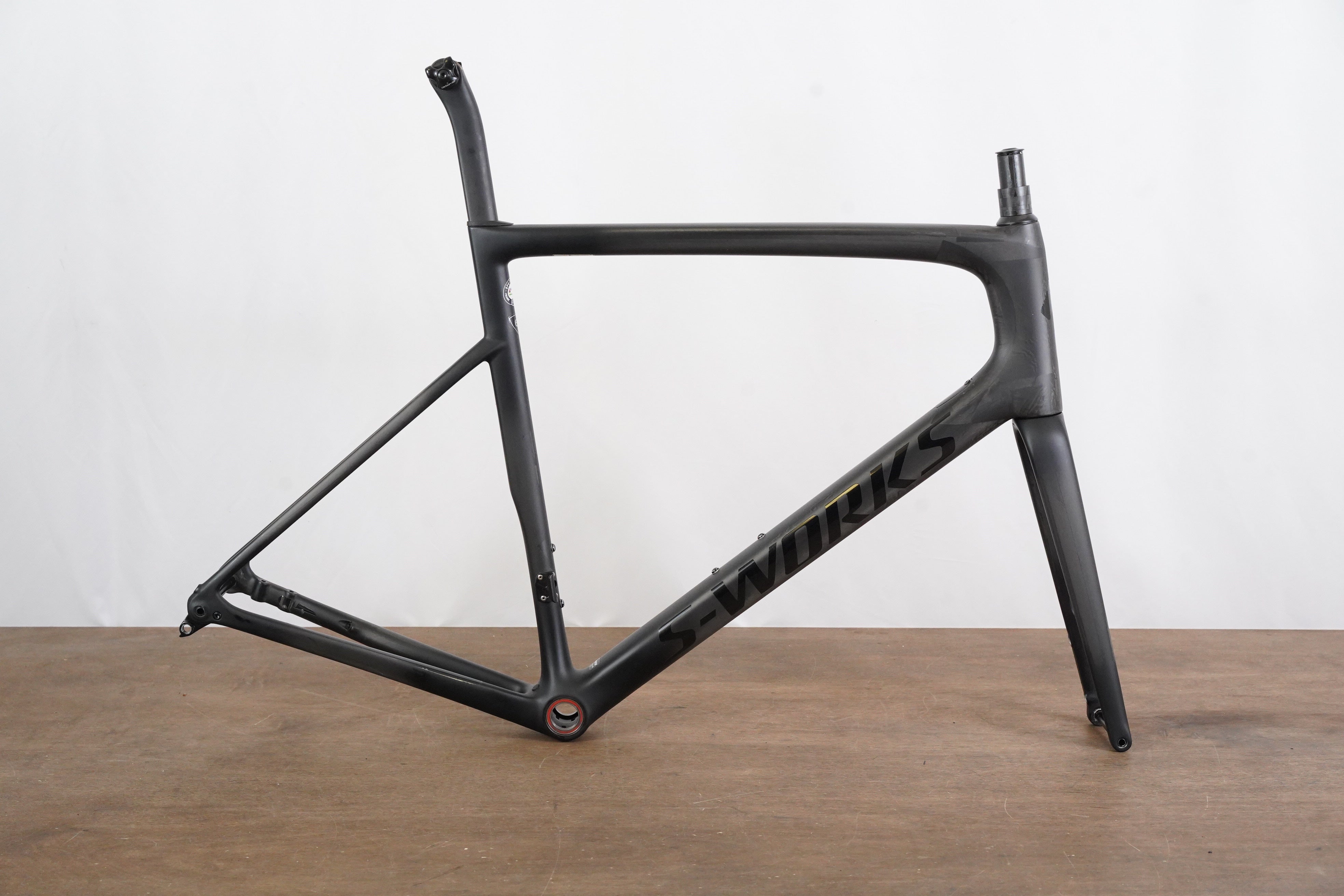 61cm Specialized S-WORKS Tarmac SL6 Carbon Disc Brake Frameset – Elevate  Cycling