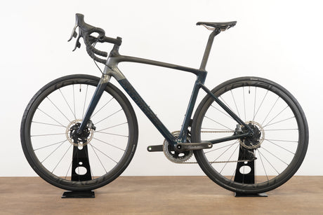 2020 54cm Specialized Roubaix Pro SRAM Force AXS Roval Carbon Disc Road Bike