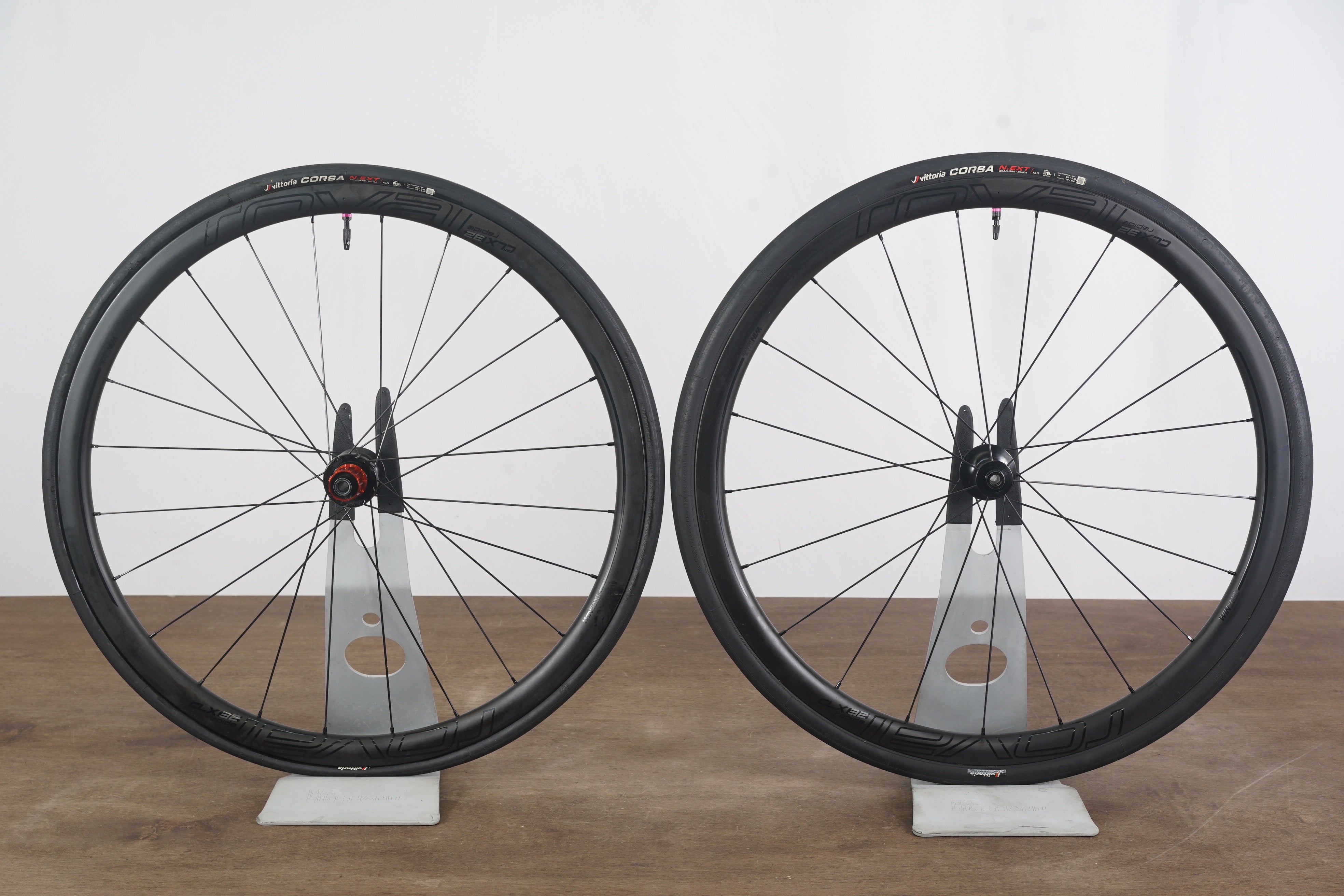 Roval CLX 32 Carbon Tubeless Clincher Disc Brake Wheelset